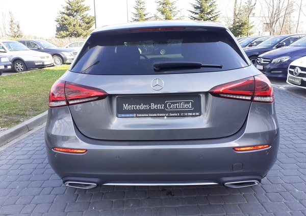 Mercedes-Benz Klasa A cena 109900 przebieg: 53122, rok produkcji 2020 z Kraków małe 407